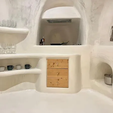 Indream Cave House 1 شقة